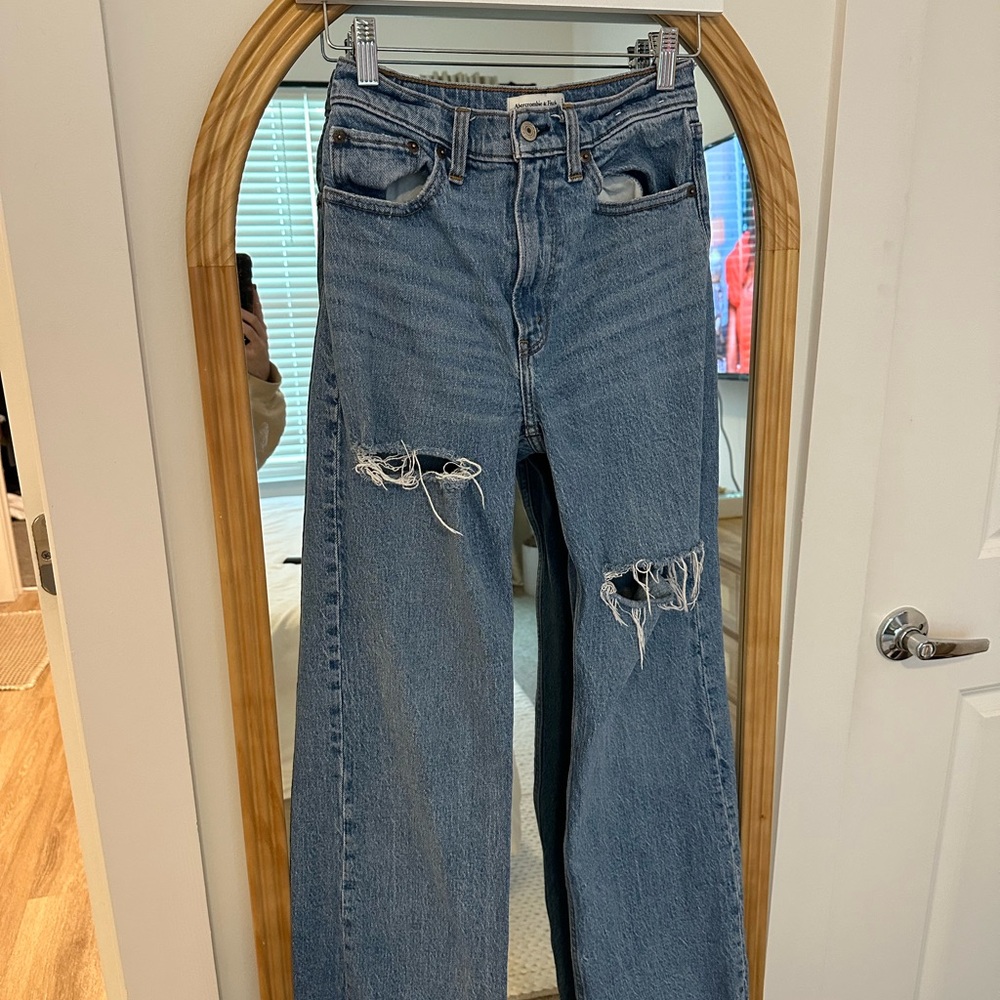 Levi's Distressed Blue Jeans